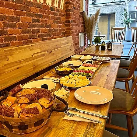 Hotel Taksim Casavilla 3*